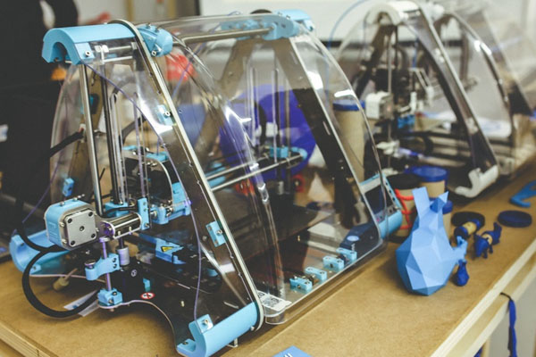 Foto de una maquina de impresión 3D